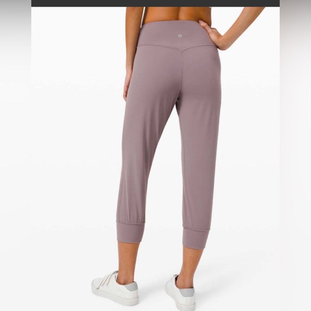 Lululemon Align Jogger Crop *23"